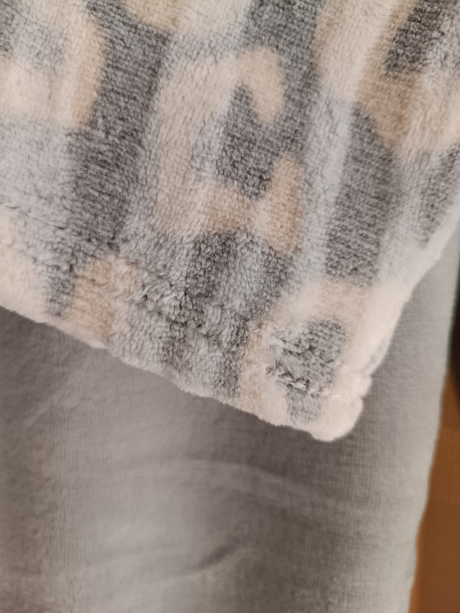 Pol Gris Léopard – Image 5