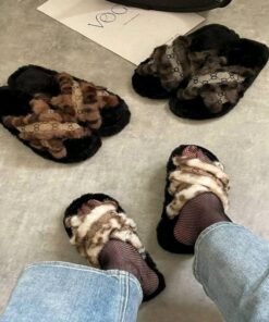 Pantoufle léopard croisée